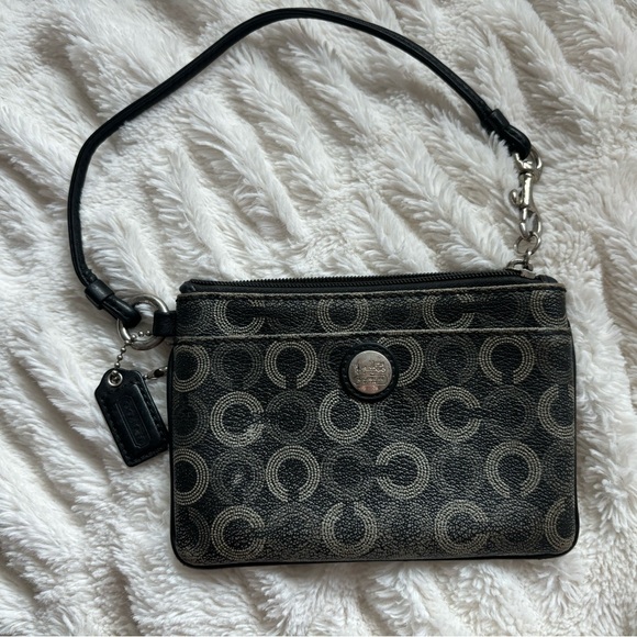 COACH- wristlet - Picture 2 of 12